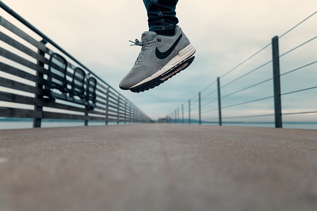 Nike boty ve vzduchu